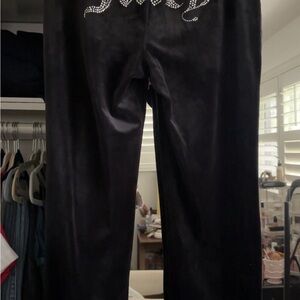 Juicy Couture Black Velour Pants🖤 tried on a couple of times, NEVER WORN OUT